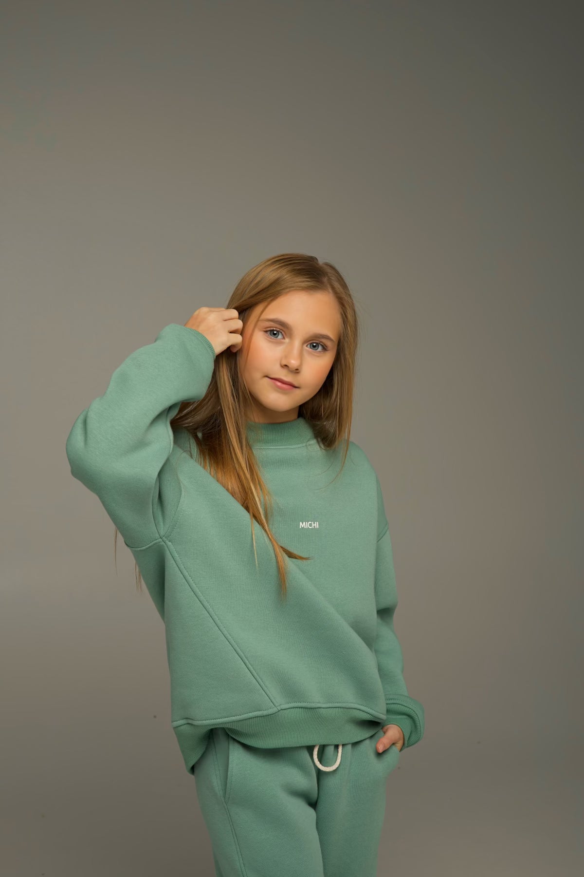 Bluza NORI (Laurel Green) miś od spodu