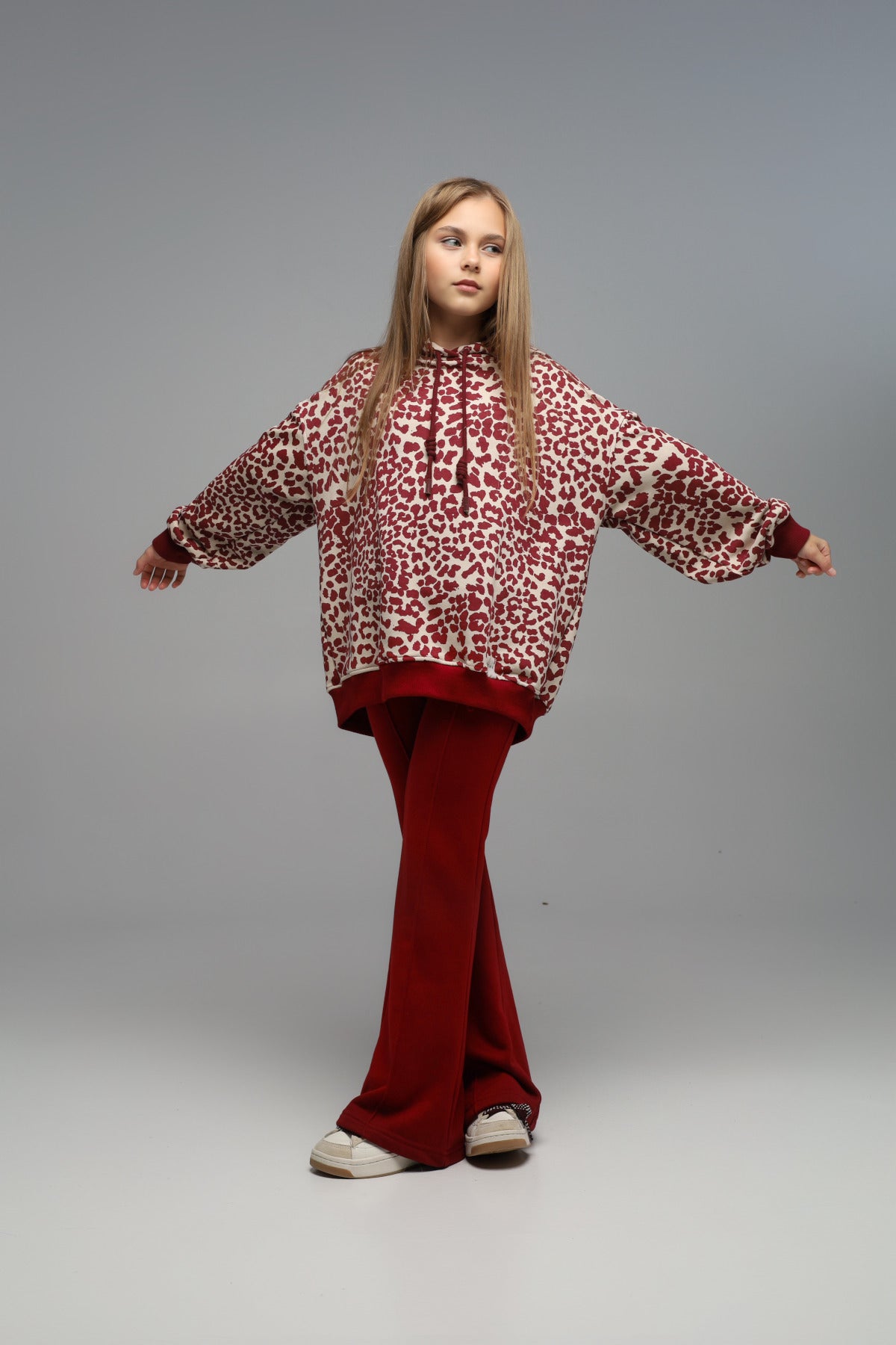 Hoodie LEO (ciemna wiśnia)