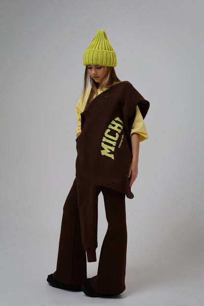 Rozszerzane spodnie MICHI (czekolada) miś od spodu