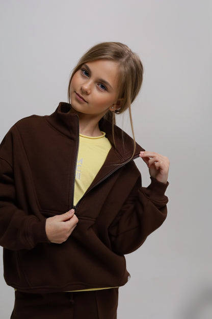 Bluza z wysokim kołnierzem na zamek miś od spodu