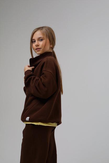 Bluza z wysokim kołnierzem na zamek miś od spodu